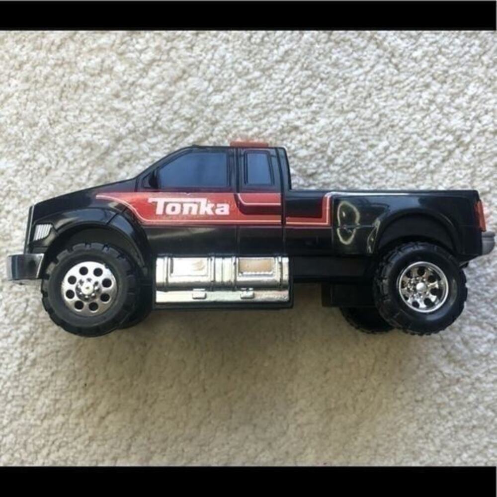 2008 Hasbro Tonka Funrise Black Truck 6" Long Lights & Sound